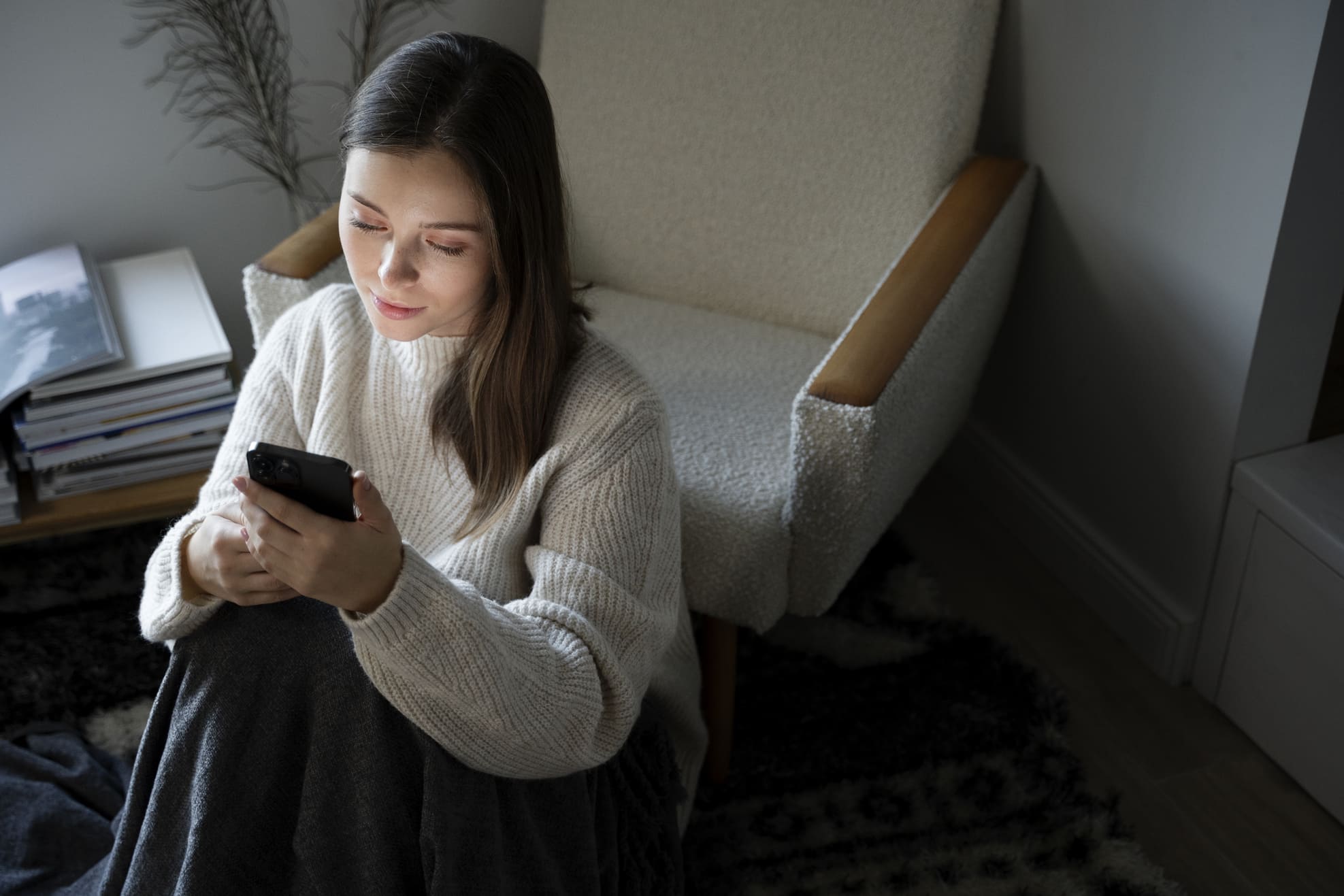 10 Security Tips on Living Alone for the First Time 2025