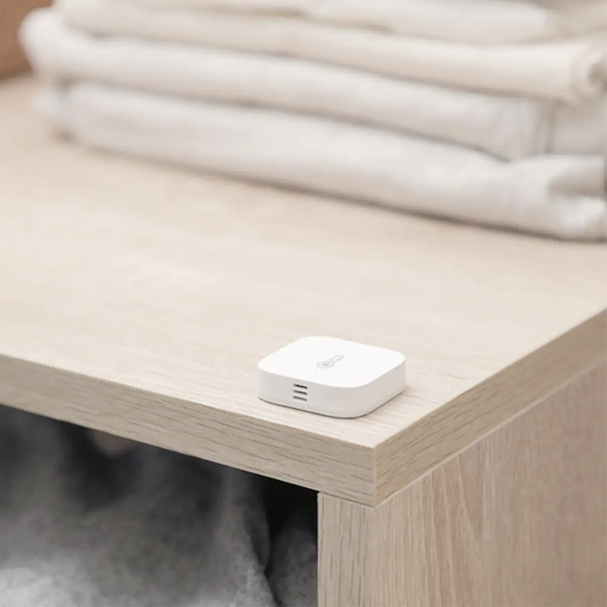 Aqara Temperature and Humidity Sensor - Thumbnail 3